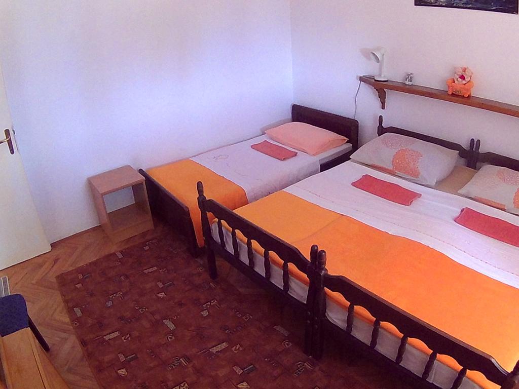 Apartments Ivana I Darko Омиш Экстерьер фото