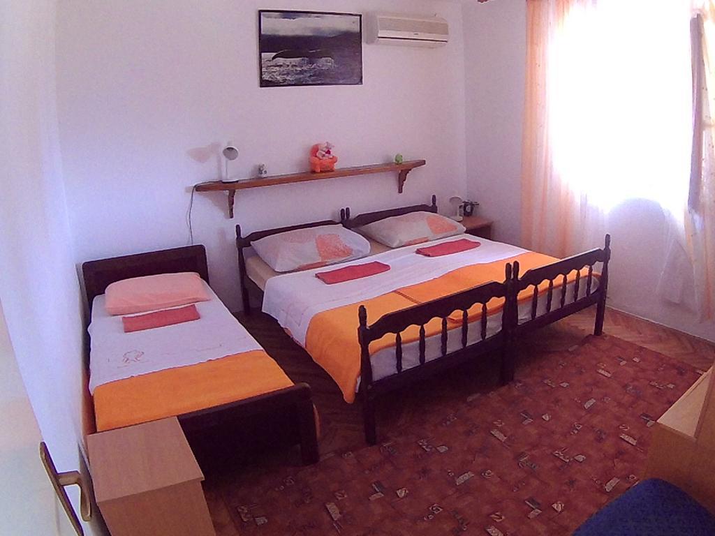 Apartments Ivana I Darko Омиш Экстерьер фото