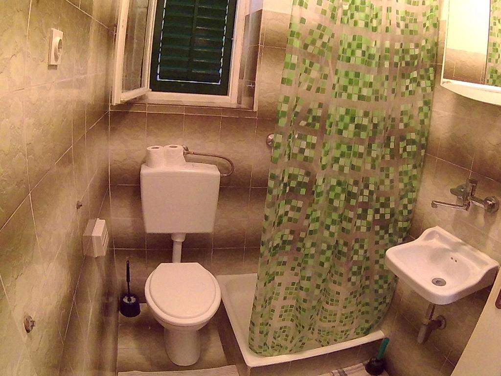 Apartments Ivana I Darko Омиш Экстерьер фото